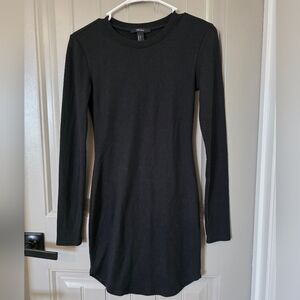 Forever 21 Womans Size Small Classic Long Sleeve Black Dress